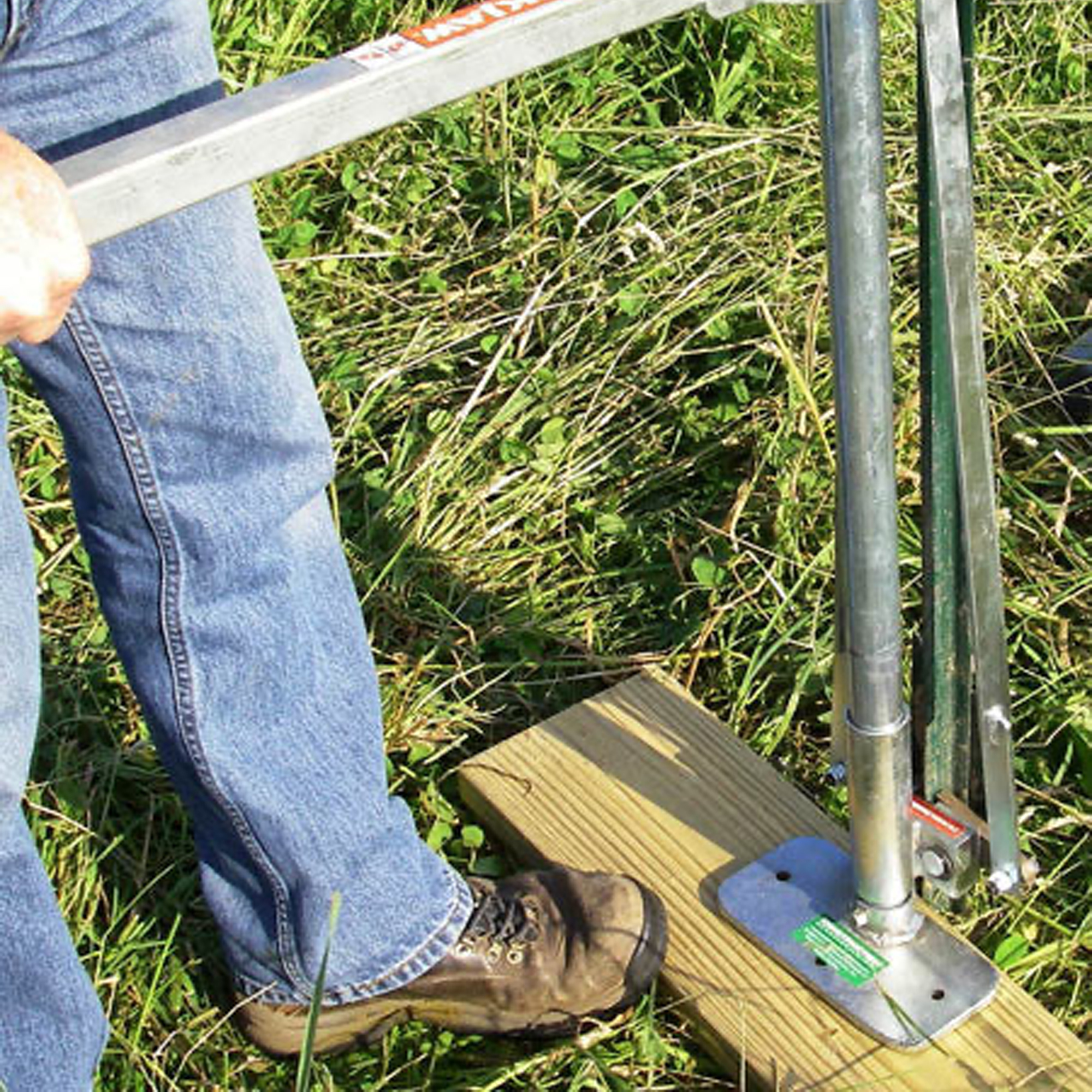 JackJaw T-Post and Sign Post Puller — 29in. Height, 450-Lb. Breakout Force, 1,050-Lb. Gripping Force, Model# JJ0205